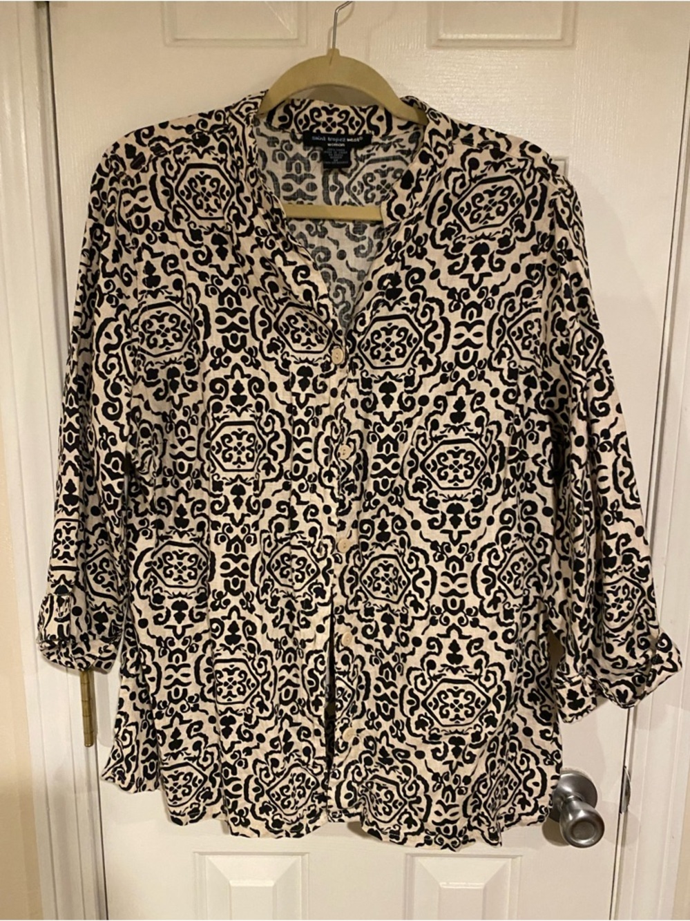 Saint Tropez West Black and Cream Button-Front Printed Linen Blouse